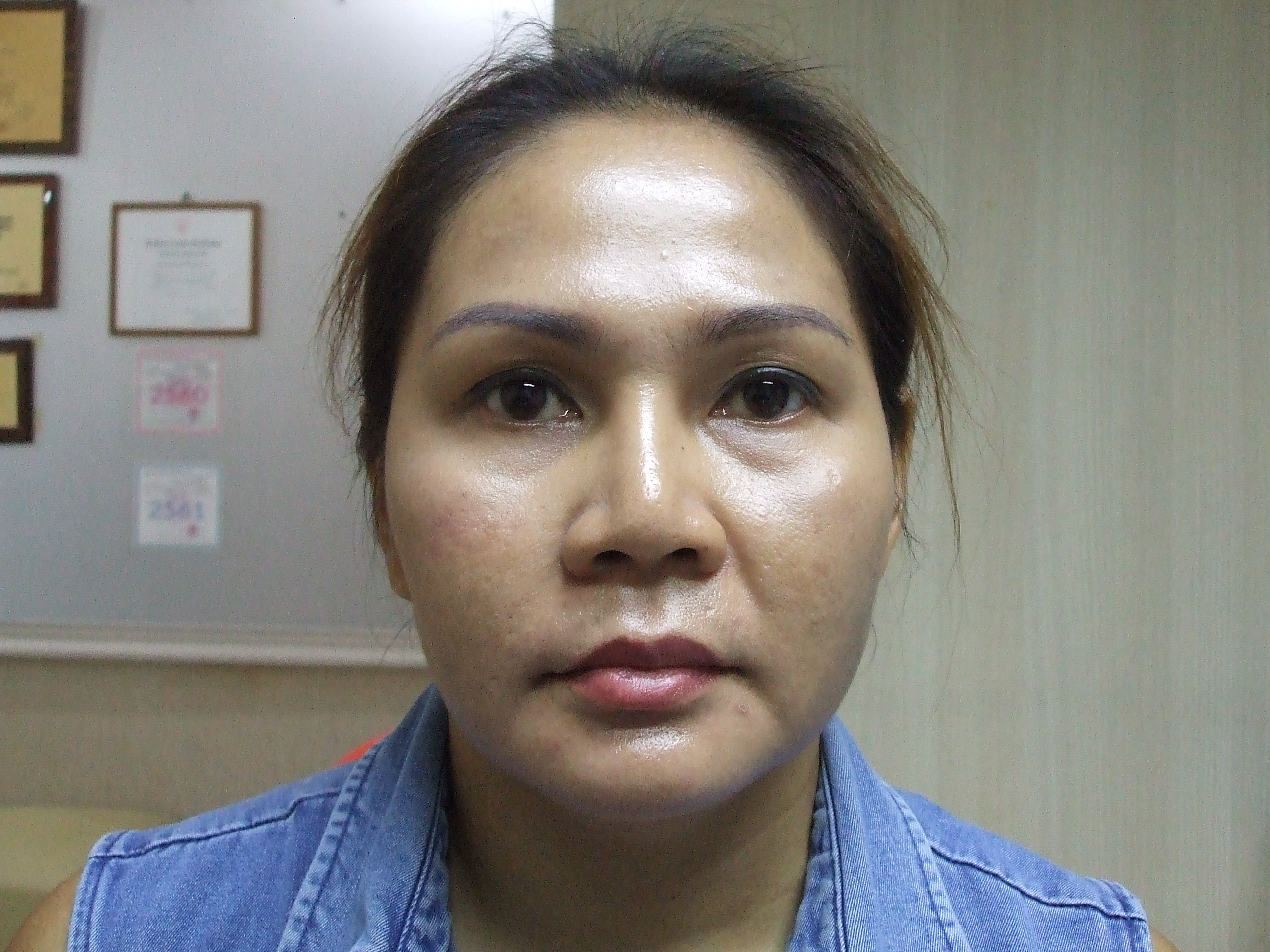 ตาสองชั้น
